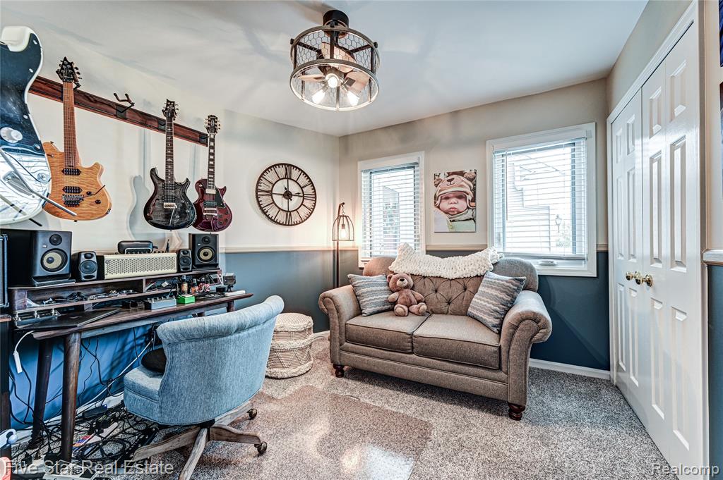 4950 Whitlow Court, Commerce Twp, MI 48382 — Photo 28