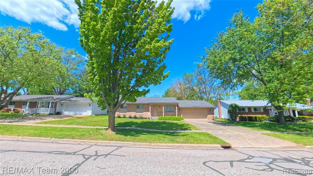 2104 Whittier Road, Ypsilanti, MI 48197