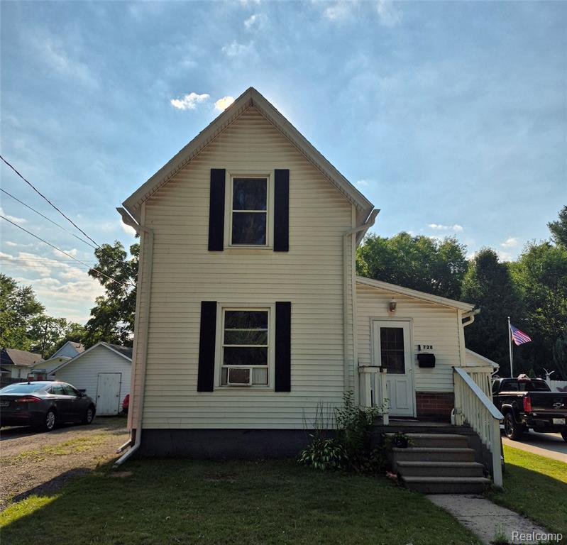728 Lingle Avenue, Owosso, MI 48867
