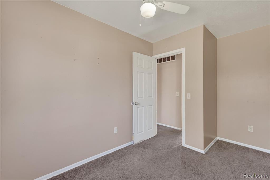 4450 N Vassar Road, Flint, MI 48506 — Photo 22