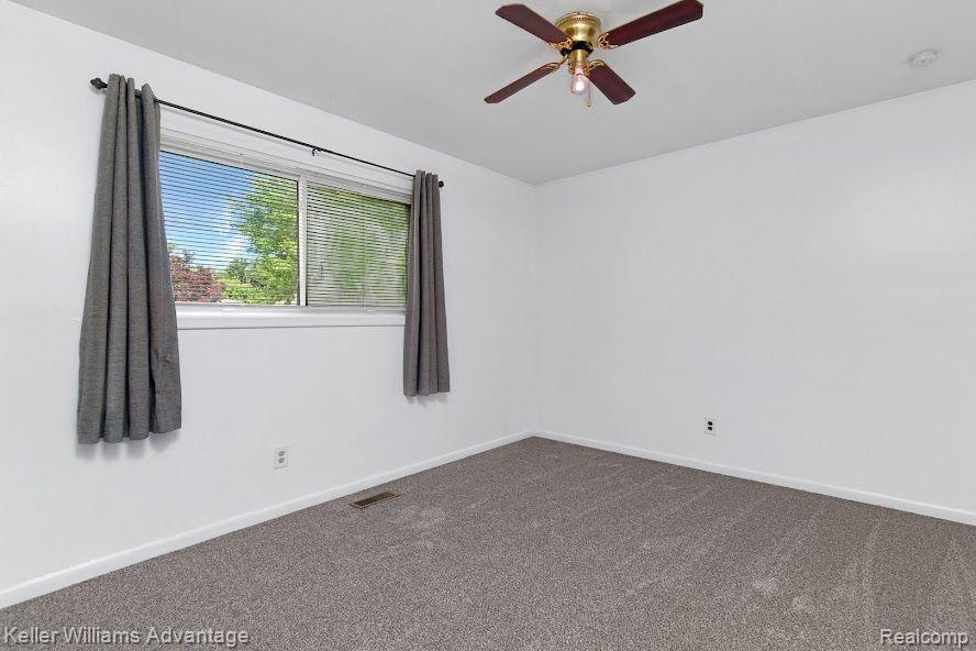 5705 DETROIT Street, Dearborn Heights, MI 48125 — Photo 18
