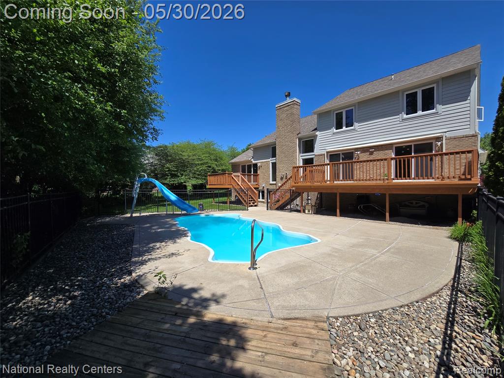47245 N Pointe Drive, Canton, MI 48187 — Photo 3