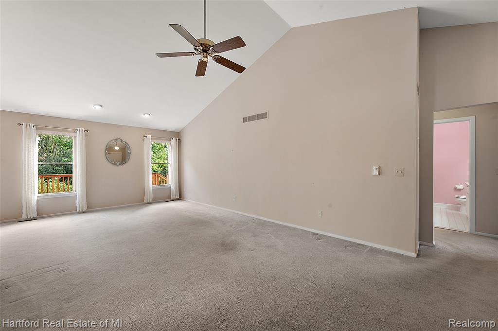 402 Mulberry Drive, Commerce Twp, MI 48390 — Photo 6