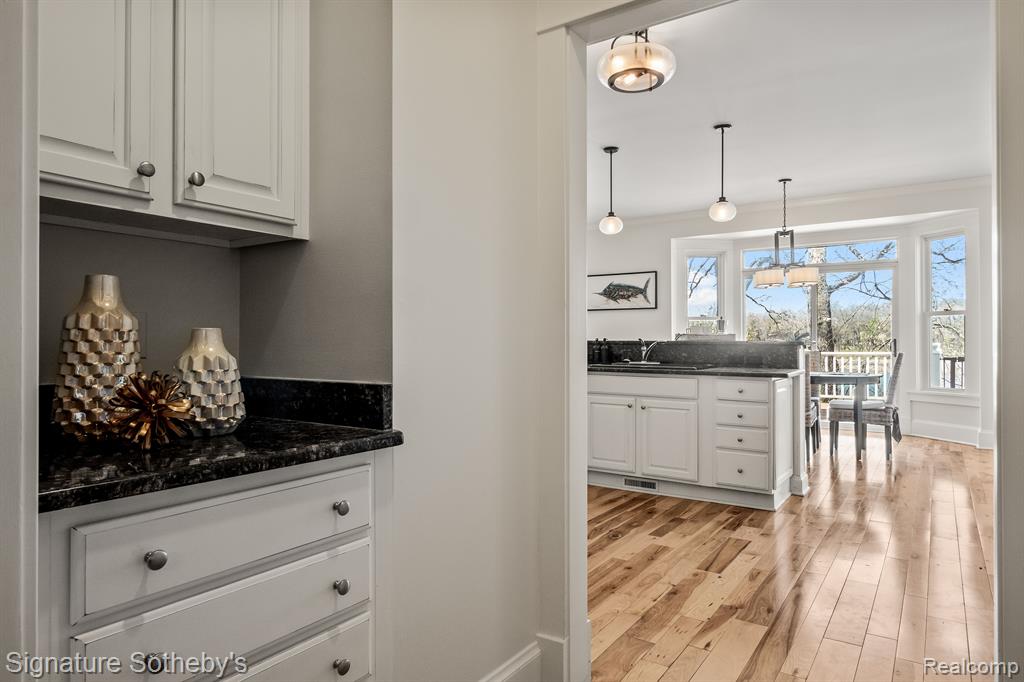 5027 GROVER Drive, Brighton, MI 48116 — Photo 17