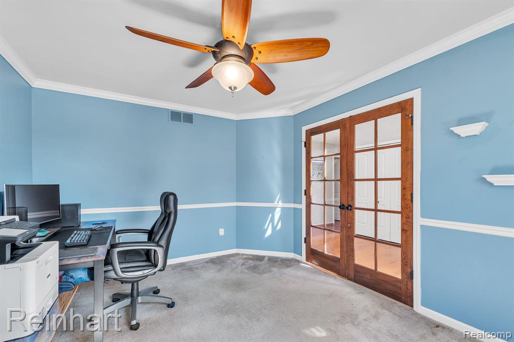 25340 VILLAGEWOOD, South Lyon, MI 48178 — Photo 15