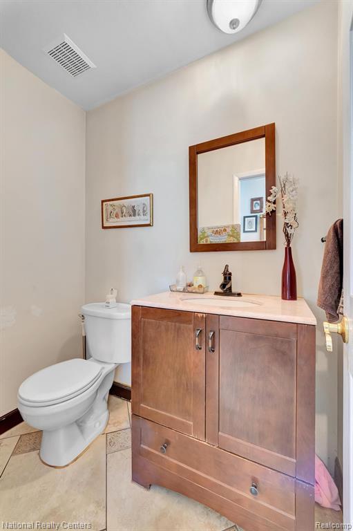 5450 Pocono Street, West Bloomfield, MI 48323 — Photo 33