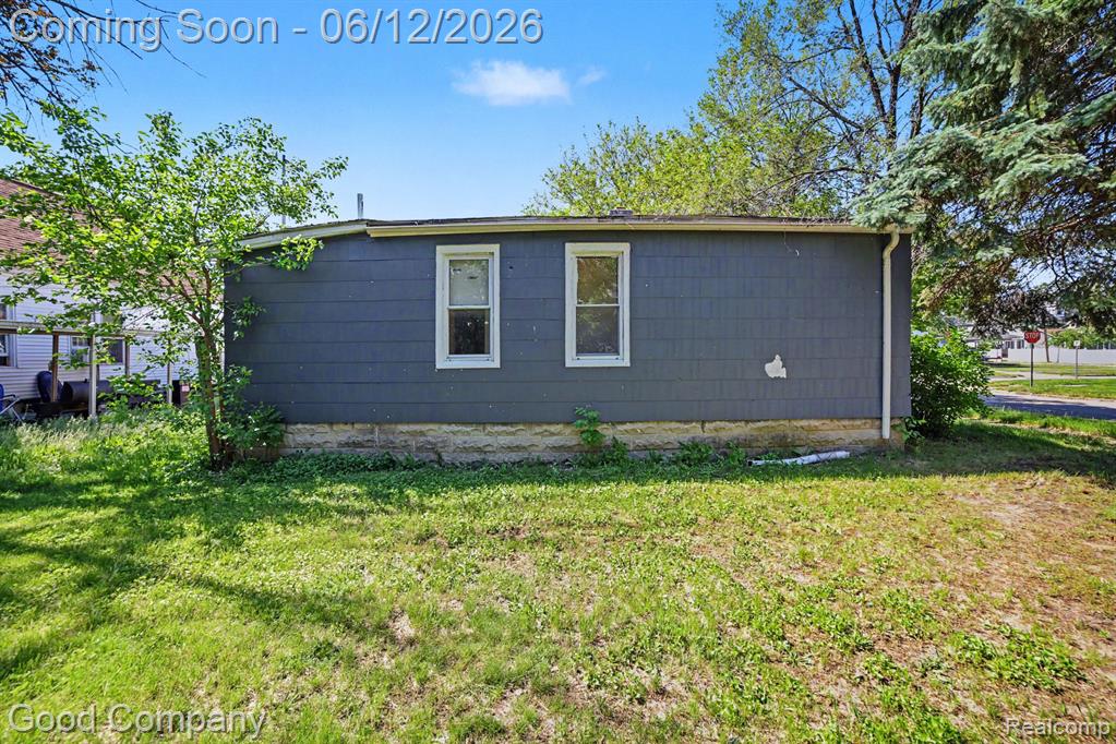 701 11th Street, Bay City, MI 48708 — Photo 19