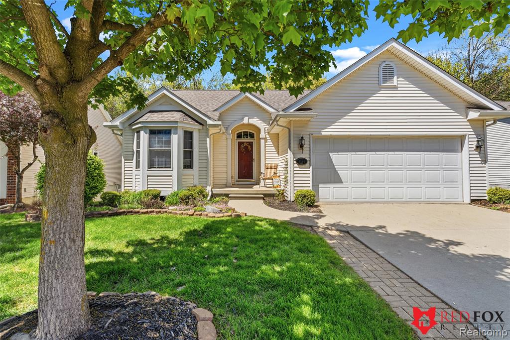 1199 Creek View Court, Burton, MI 48509 — Photo 3