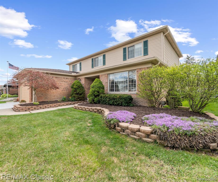 45597 HOLMES Drive, Canton, MI 48187 — Photo 3