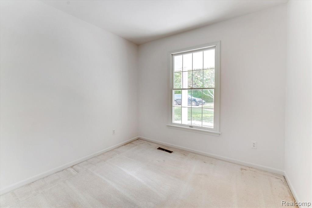 4216 Meadow Pond Lane, Metamora, MI 48455 — Photo 15