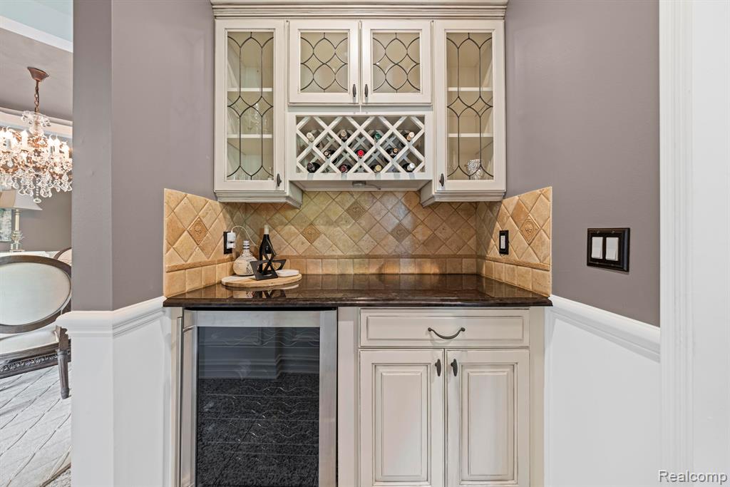 6127 WINCLIFF Drive, West Bloomfield, MI — Photo 14