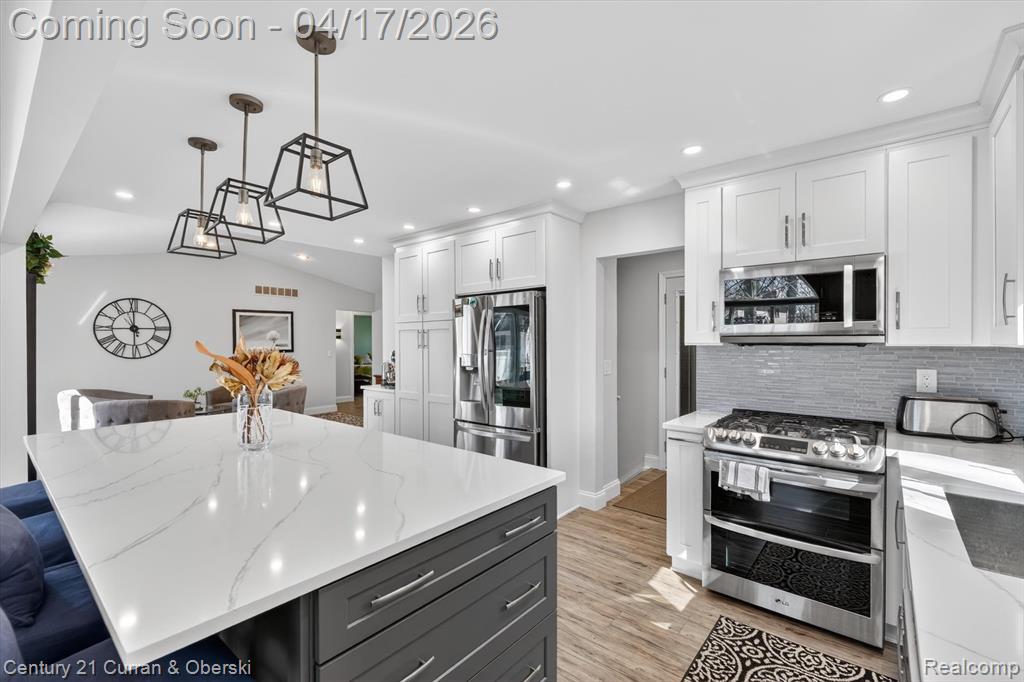 39627 Kirkland Drive, Canton, MI 48188 — Photo 13