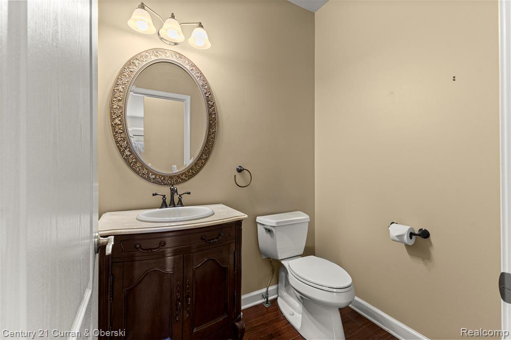 50034 VENICE Court, Northville, MI — Photo 31