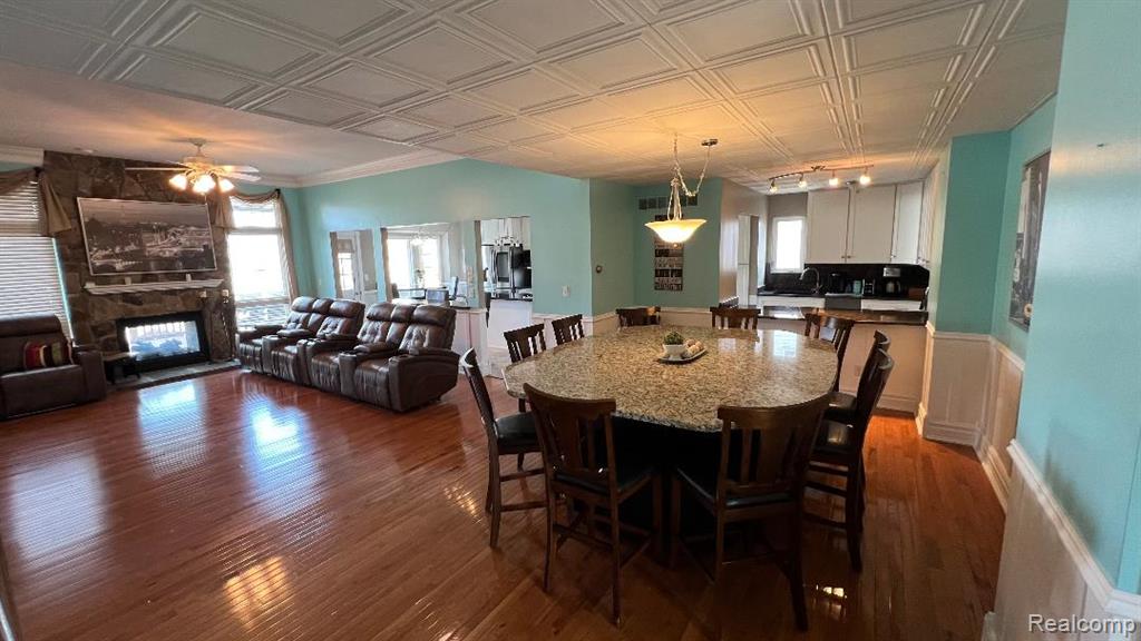 29049 Sugar Island Court, Gibraltar, MI — Photo 15