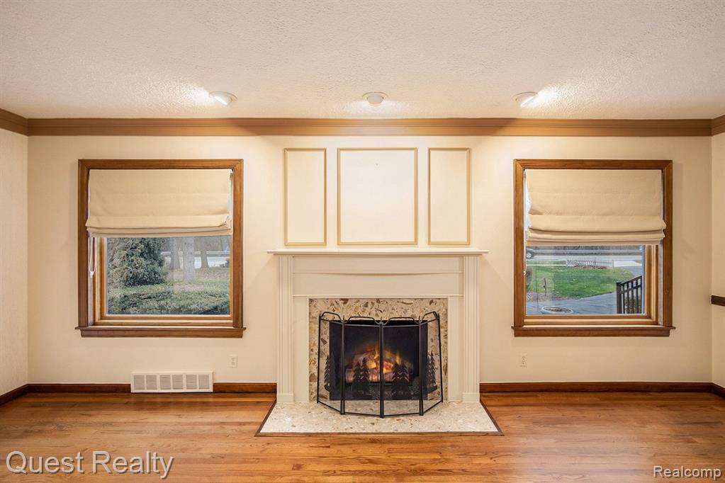 49830 SHELBY Road, Shelby Twp, MI 48317 — Photo 7
