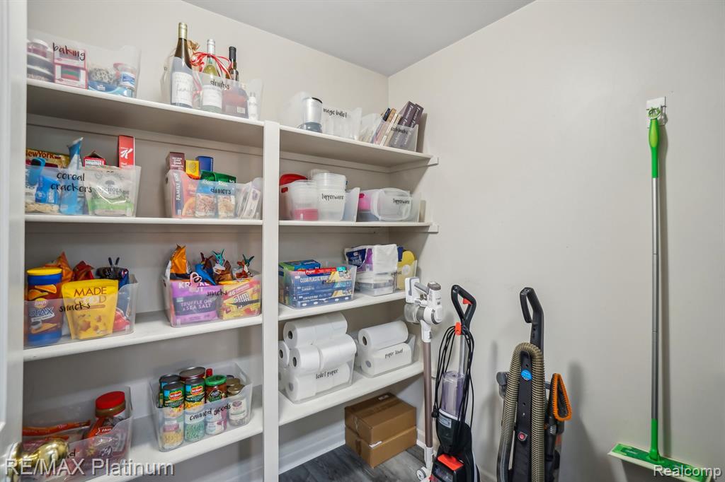 4090 HAMPTON RIDGE Boulevard, 56, Howell, MI 48843 — Photo 11
