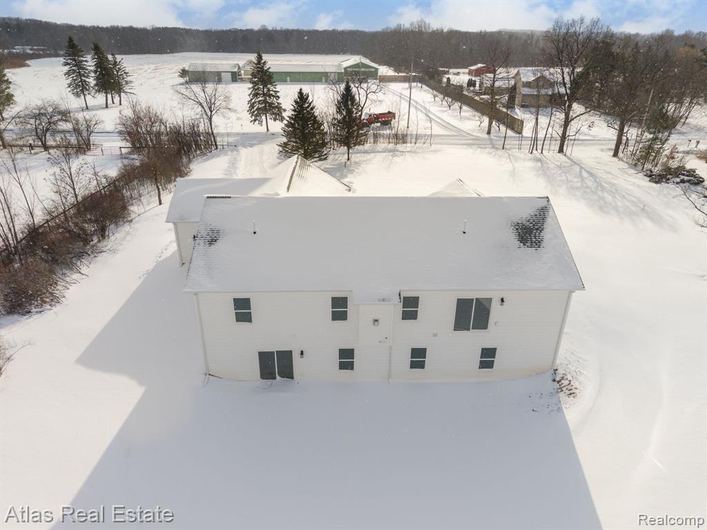 11289 Green Road, Goodrich Vlg, MI — Photo 12