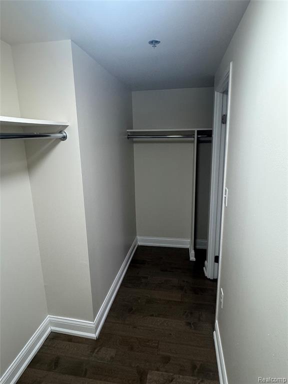 250 E Harbortown Drive, 905, Detroit, MI 48207 — Photo 25