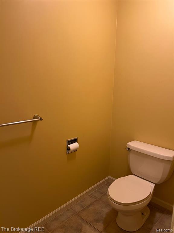 6112 NORMANDY Drive, Saginaw, MI 48638 — Photo 26