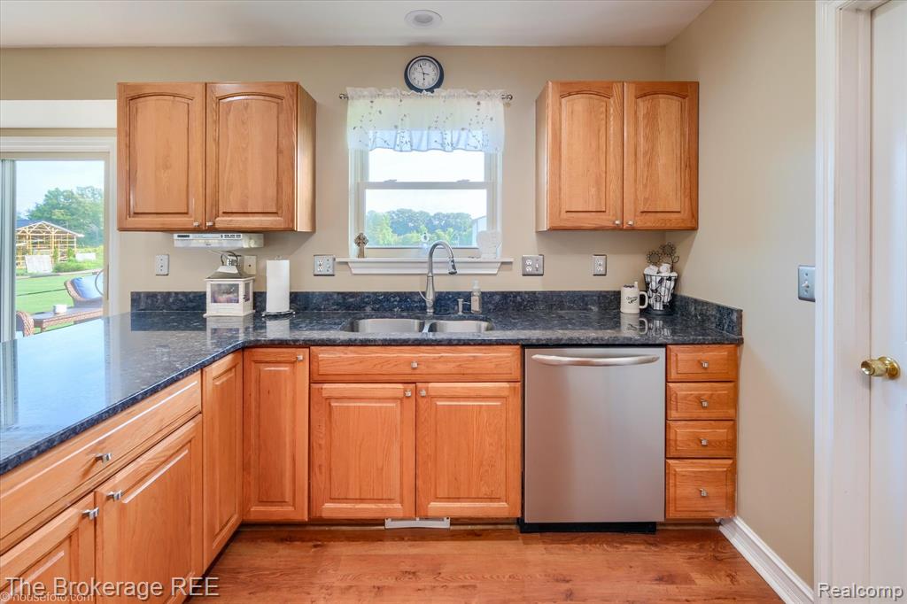 10795 Fisher Road, Yale, MI 48097 — Photo 16