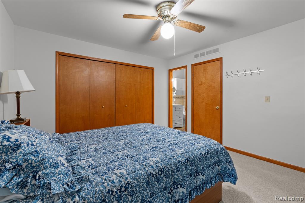 6859 Tangle Wood, Waterford, MI 48327 — Photo 26