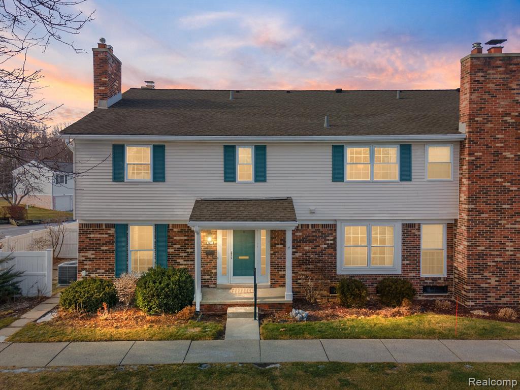 42109 ROSCOMMON Street, Northville, MI 48167 — Photo 25