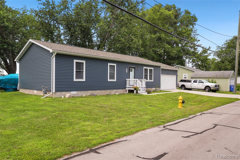 4591 Saint Clair Street, Frenchtown, MI 48166 — Photo 3