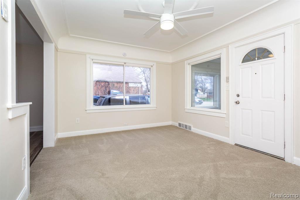1147 Harrison Avenue, Garden City, MI — Photo 5