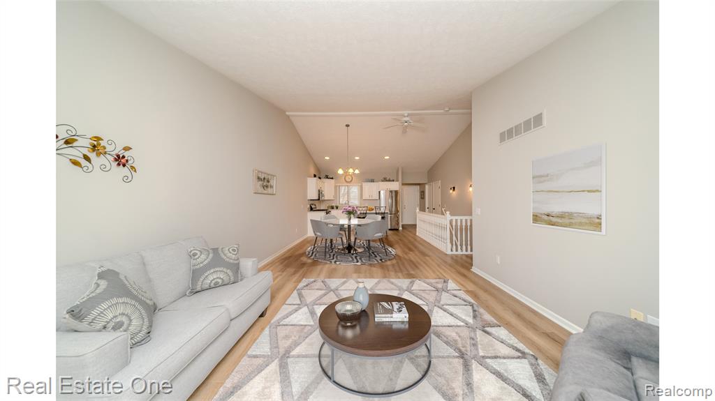 981 Amber View Drive SW, Byron Center, MI 49315 — Photo 10