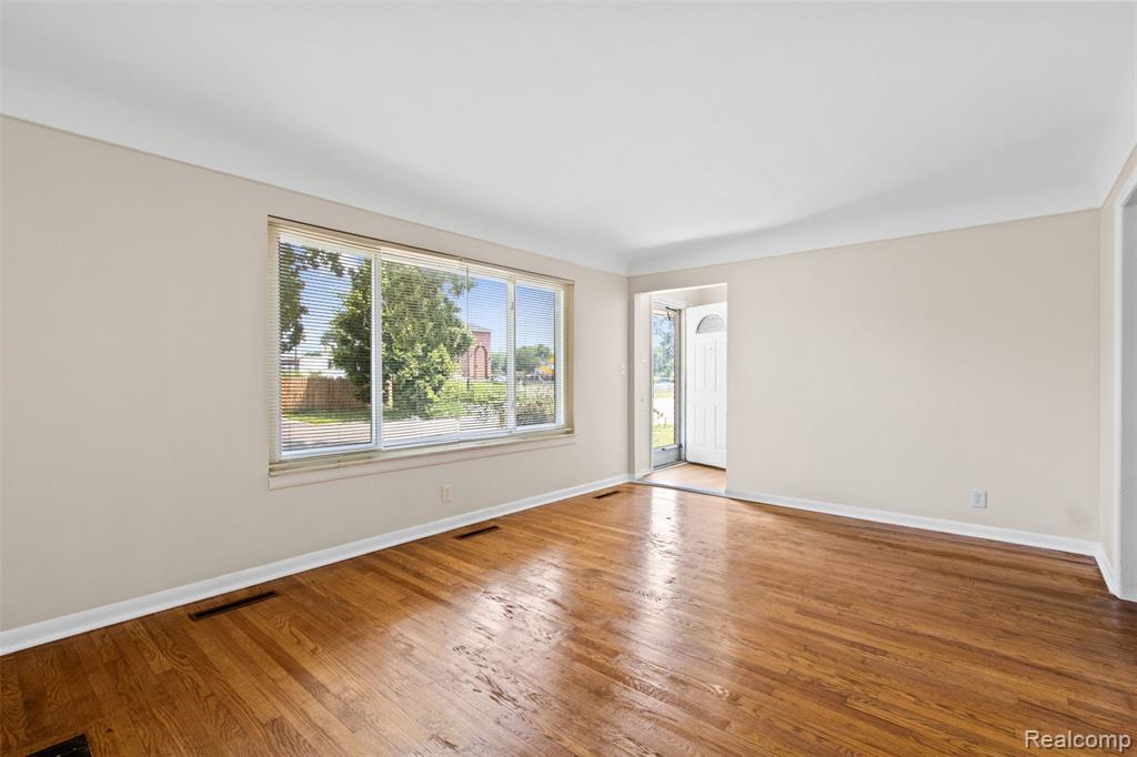 7235 Stout Street, Detroit, MI 48228 — Photo 5