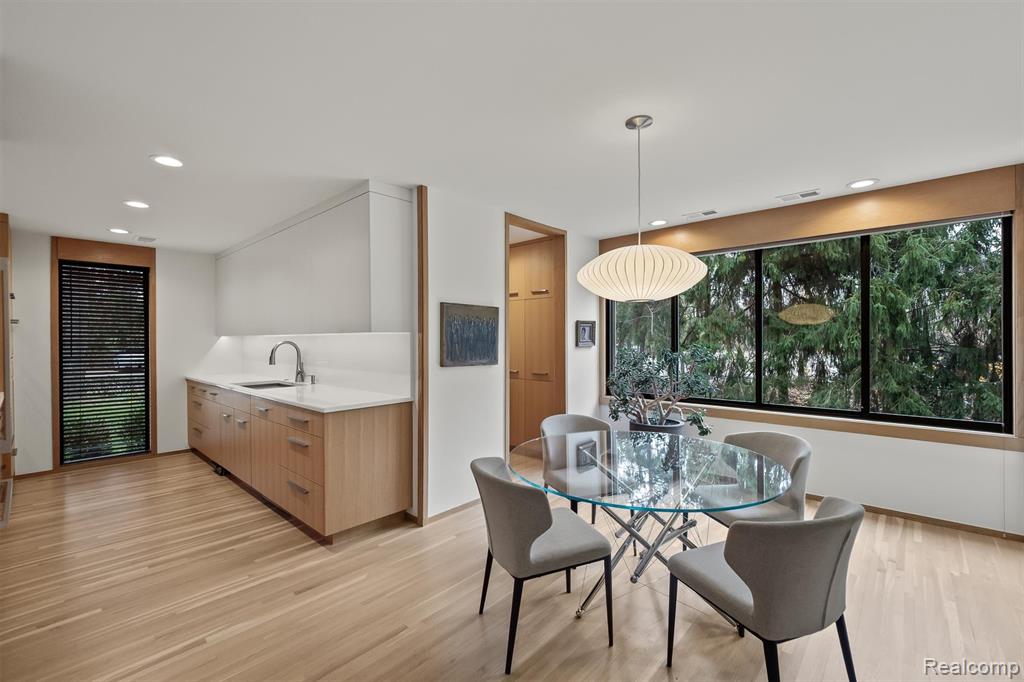 63 Barden Court, Bloomfield Hills, MI 48304 — Photo 15