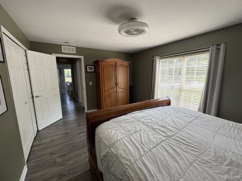28242 Oakmonte Circle E, New Hudson, MI 48165 — Photo 7
