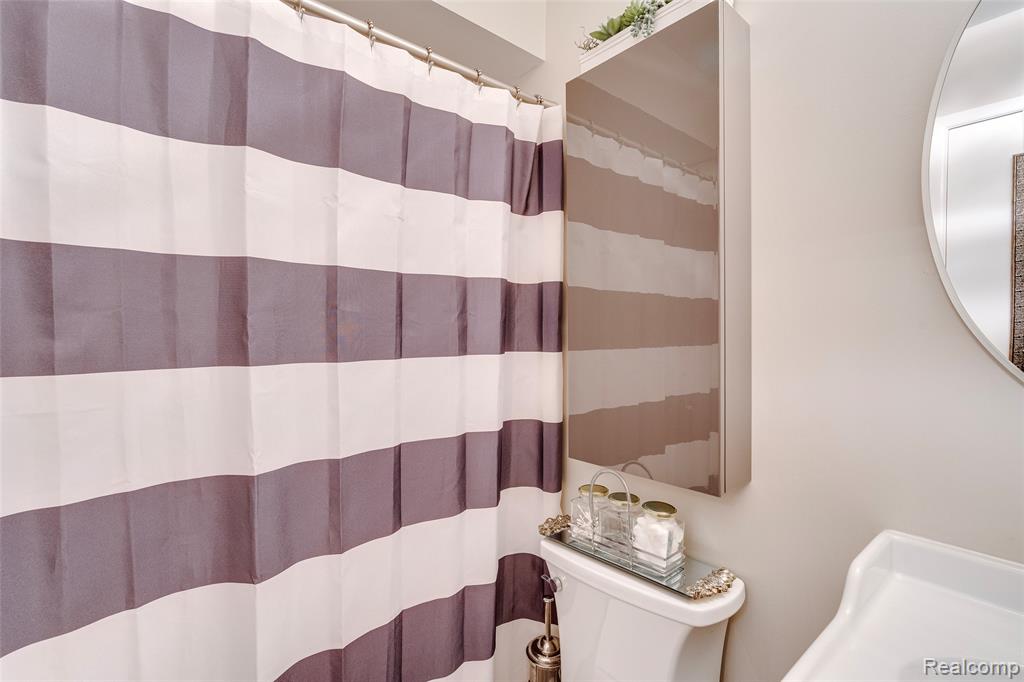 40554 Newport Drive, Plymouth, MI 48170 — Photo 27