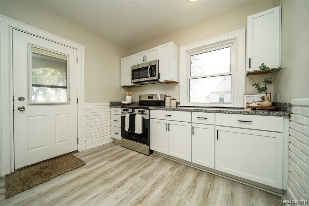 11399 Seminole, Redford, MI 48239 — Photo 19