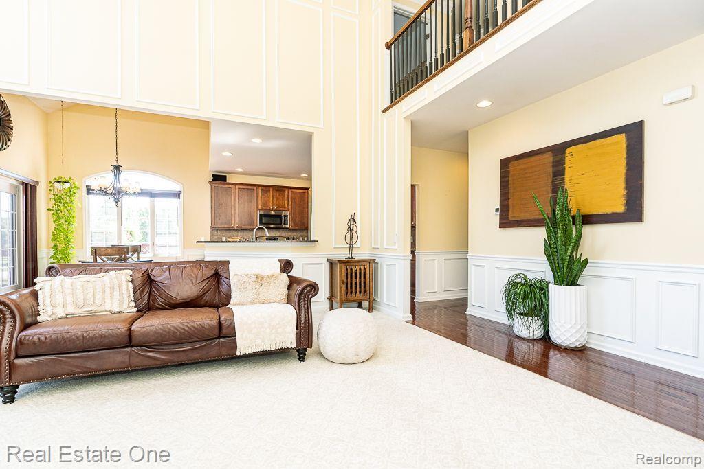 523 WYNSTONE Circle N, Oakland, MI — Photo 14