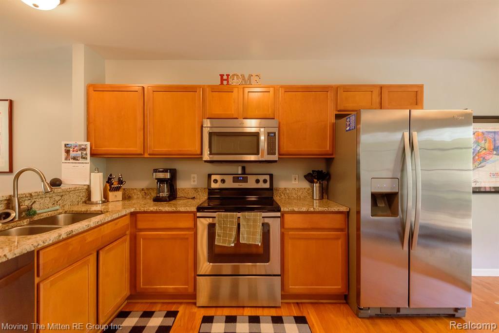 39442 SPRINGWATER Drive, Northville, MI 48168 — Photo 12