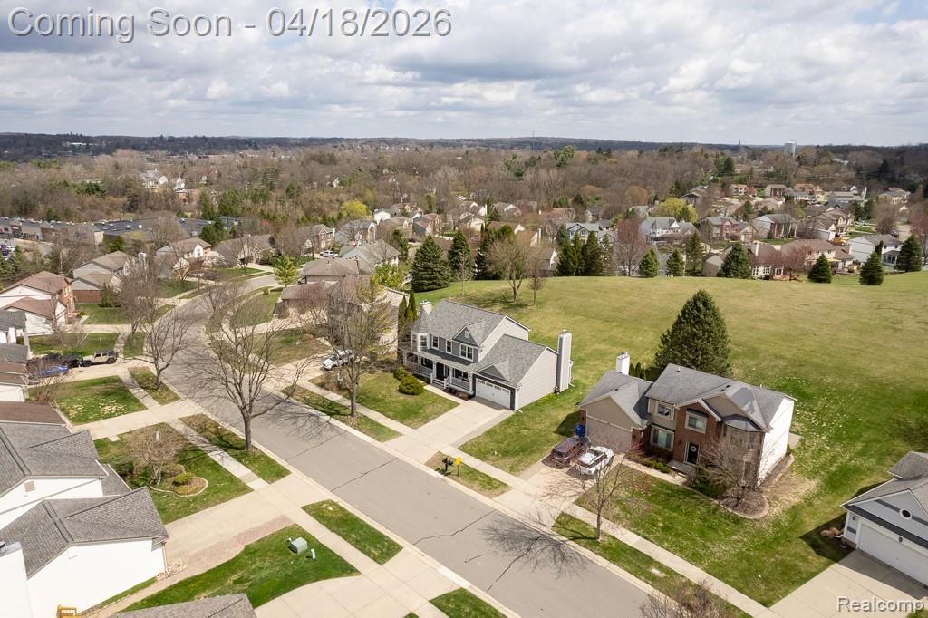 523 Dorchester Way, Milford, MI 48381 — Photo 38