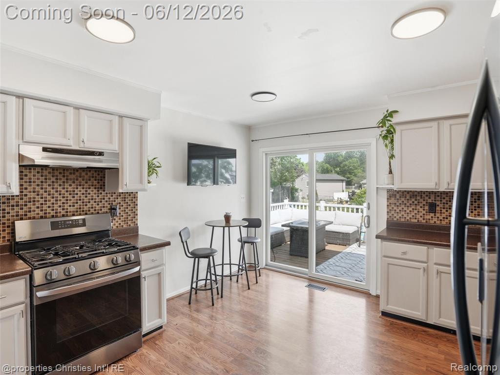 10378 Barbara Street, Pinckney, MI 48169 — Photo 13