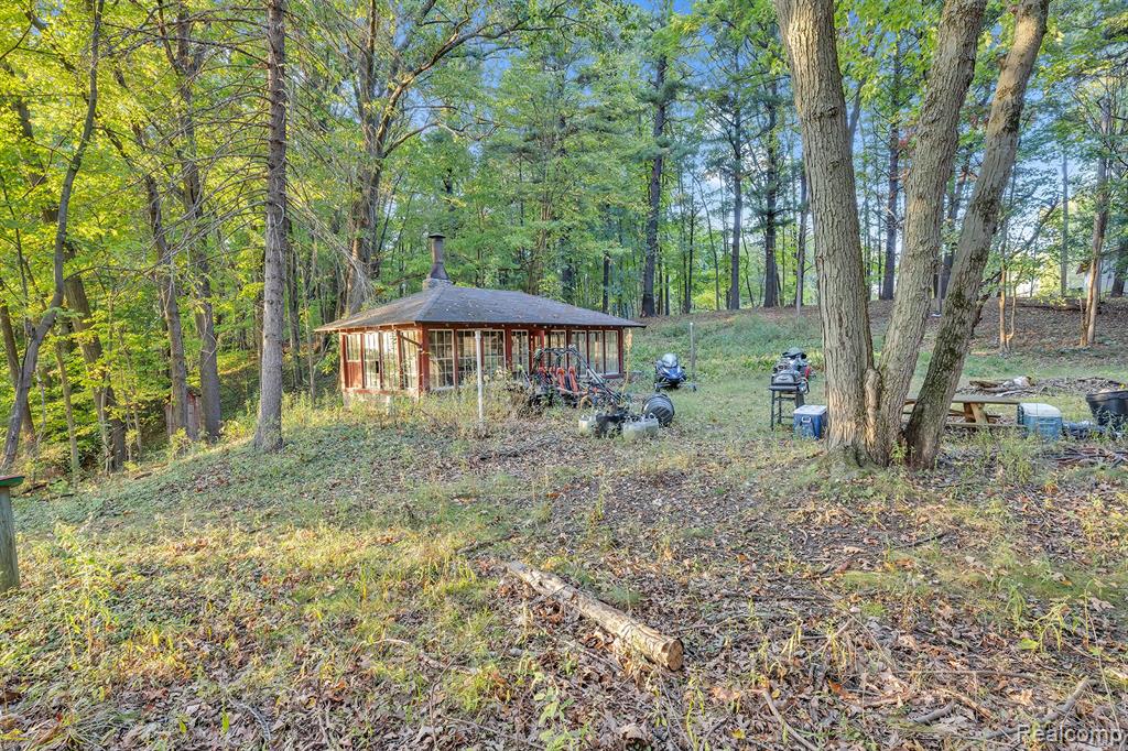 8264 Wilson Road, Otisville, MI 48463 — Photo 16