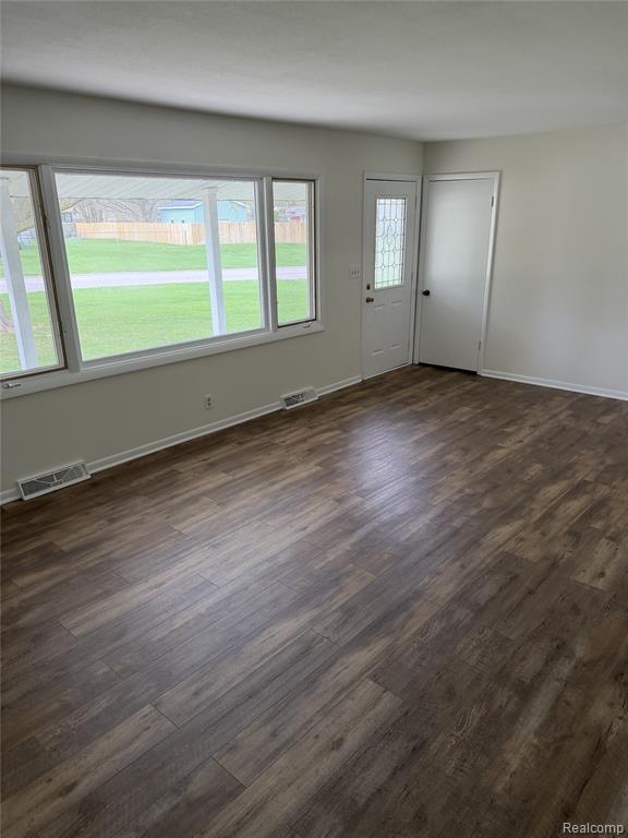 6924 Lynn Ann Drive, Hudsonville, MI 49426 — Photo 17