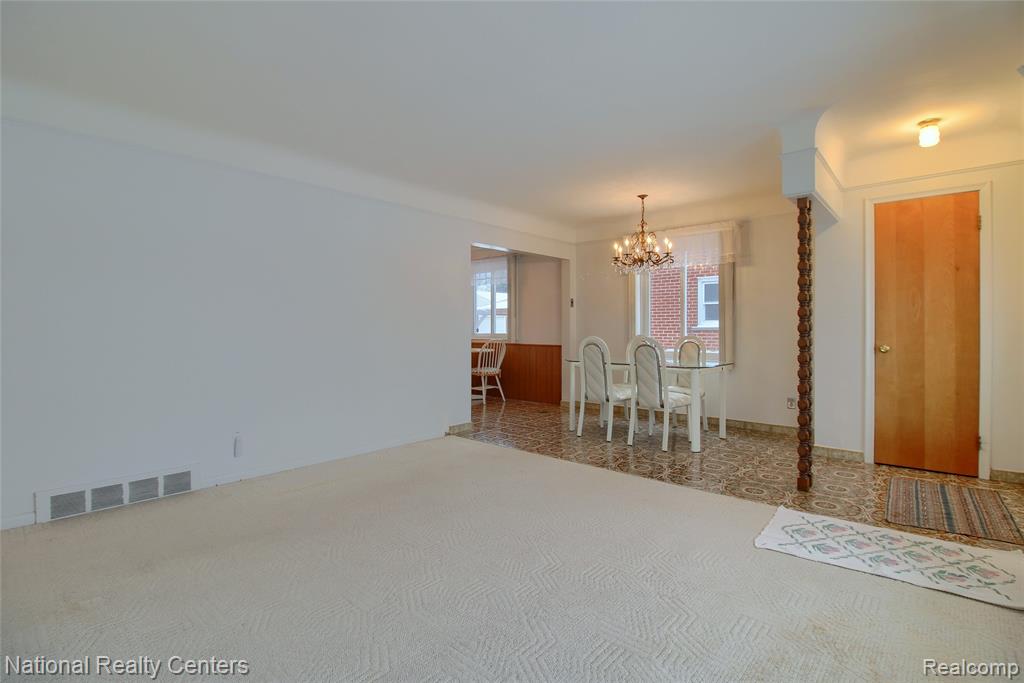 6511 Henry Ruff Road, Garden City, MI — Photo 7