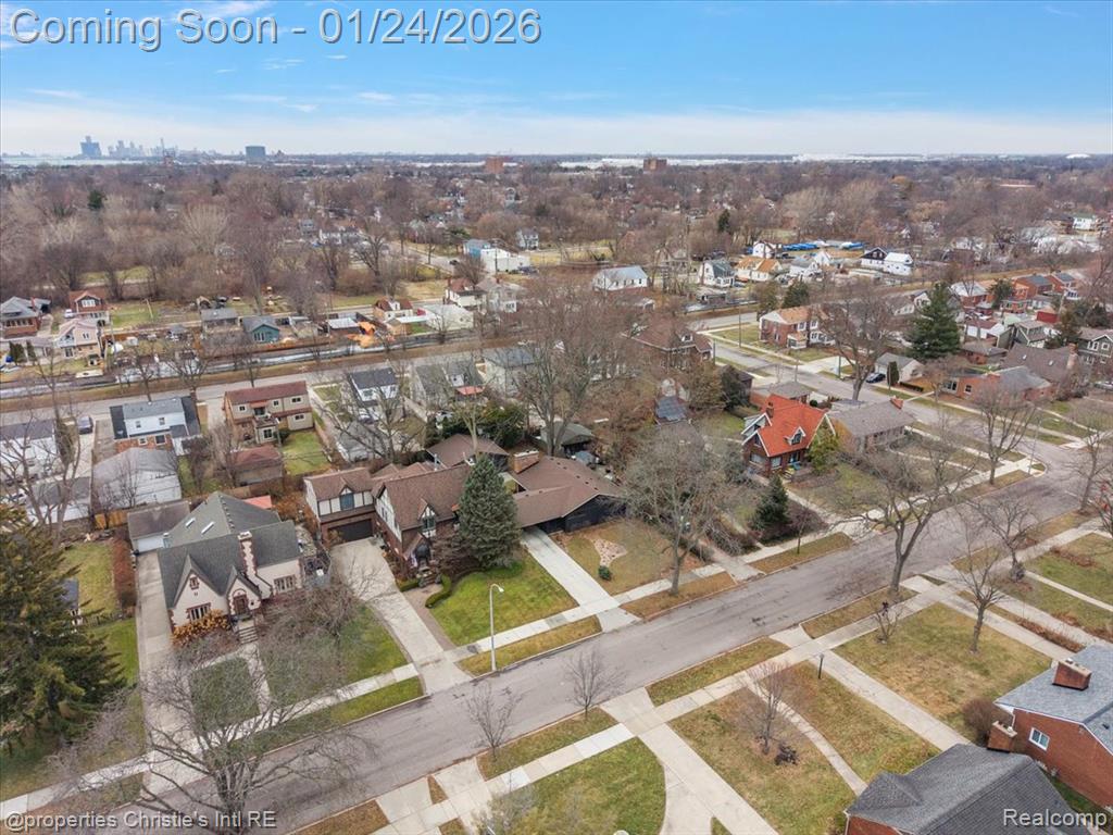 765 Barrington Road, Grosse Pointe, MI 48230 — Photo 44