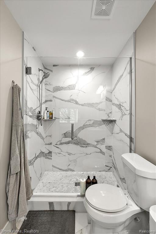 525 Oxford Court, Rochester Hills, MI 48307 — Photo 35