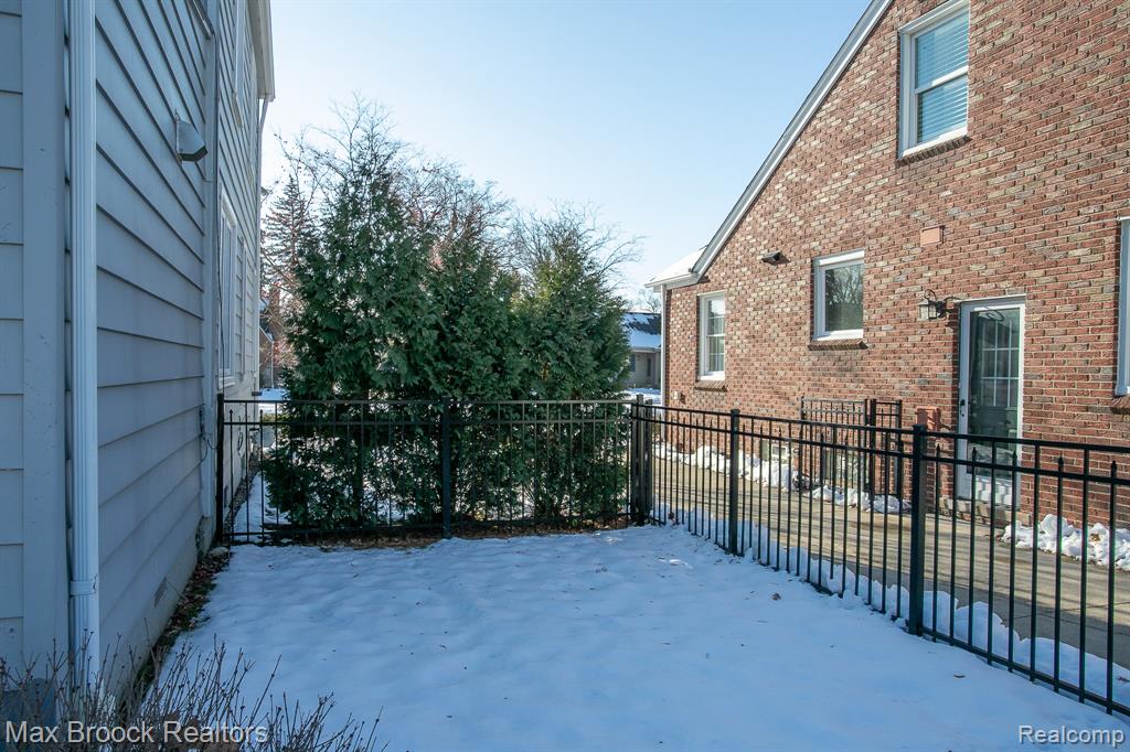 10044 Lasalle Boulevard, Huntington Woods, MI — Photo 33
