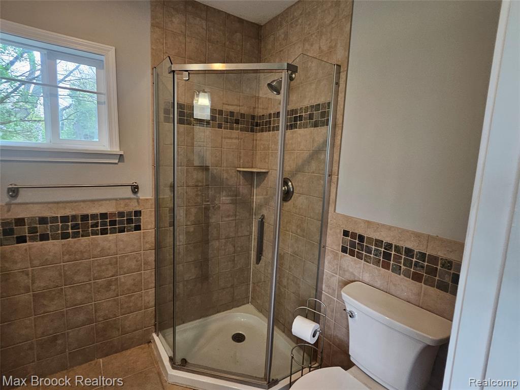 3221 Union Lake Road, Commerce Twp, MI 48382 — Photo 4