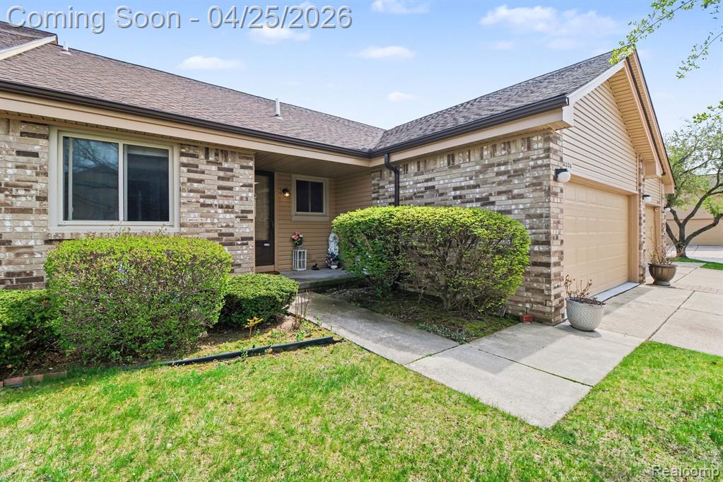41326 Ambercrest Drive, Sterling Heights, MI 48314 — Photo 2