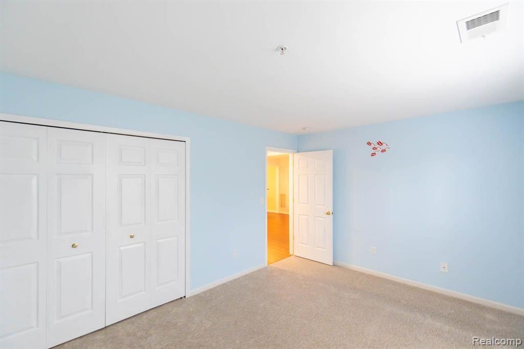 28460 CARLTON WAY Drive, Novi, MI 48377 — Photo 22