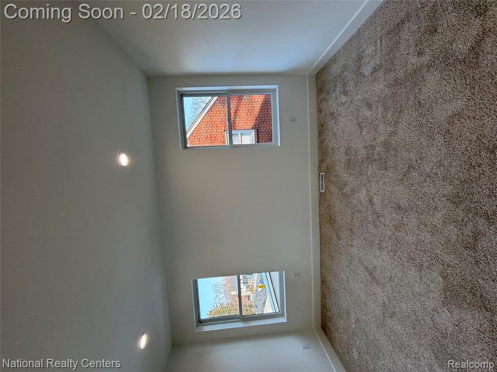 10024 Borgman Avenue, Huntington Woods, MI — Photo 26