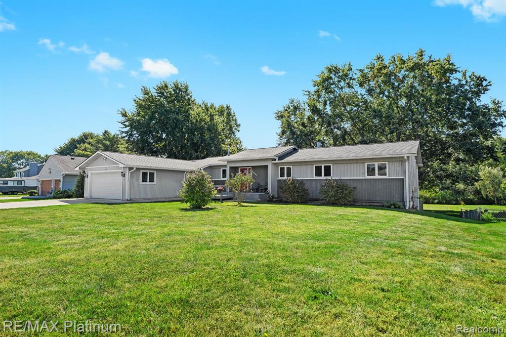 59191 Annah Drive, New Hudson, MI 48165 — Photo 2