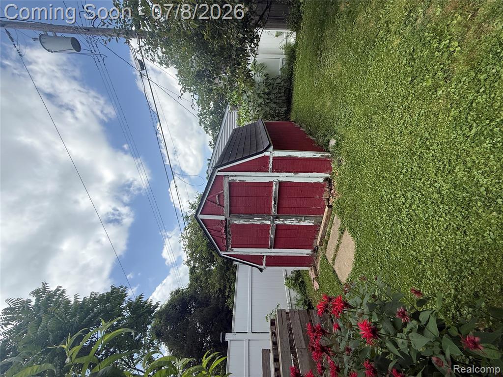 756 Cedarlawn Road, Waterford, MI 48328 — Photo 28